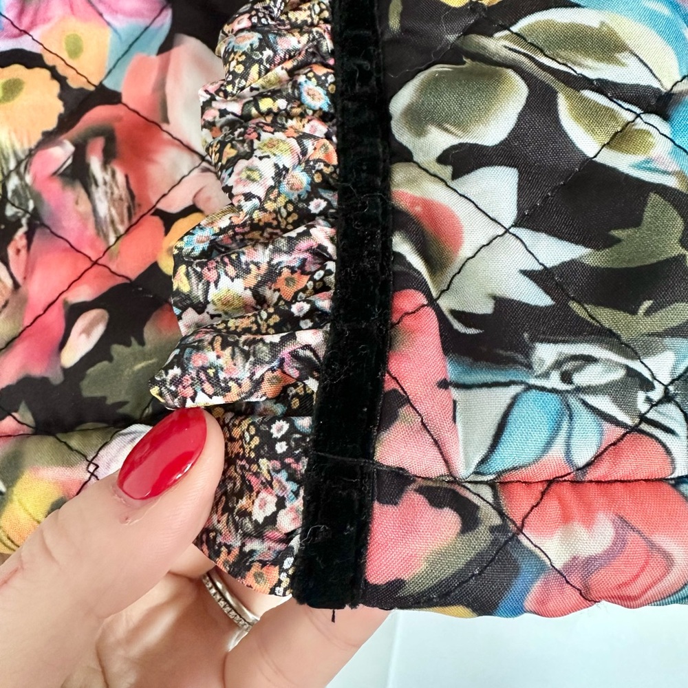 Quilt Floral Jacket with Fleece Lining - Picture 6 of 7